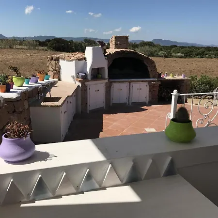 Enga: With Pool, In Front Of The Sea And In The Middle Of Wineyards Badesi